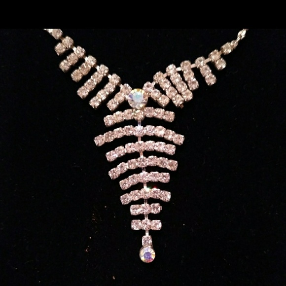 Rhinestone Drop Necklace and Earring Set - Picture 2 of 4